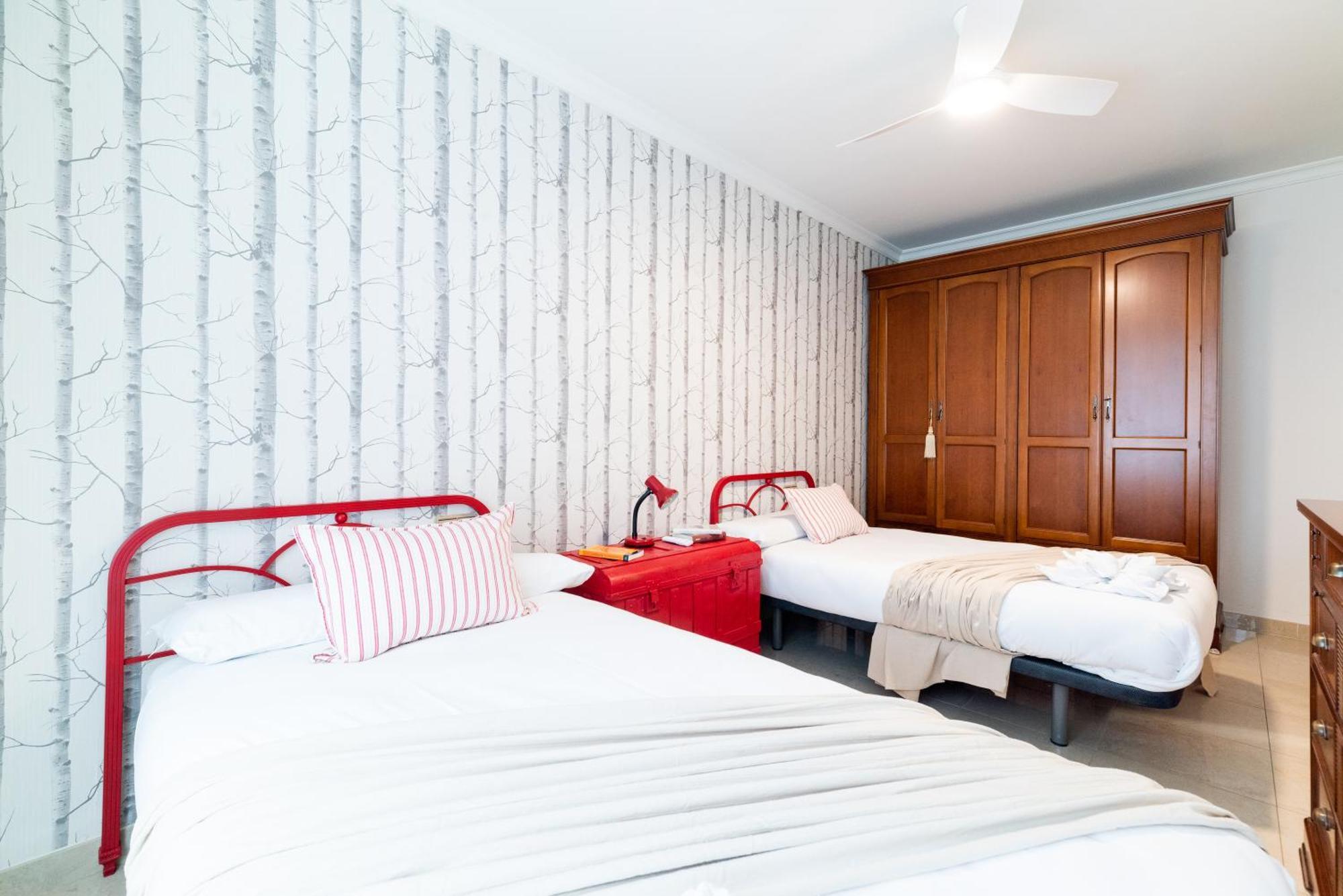 Wekey Homes Centrico Y Familiar, Parking Incluido Apartment Granada